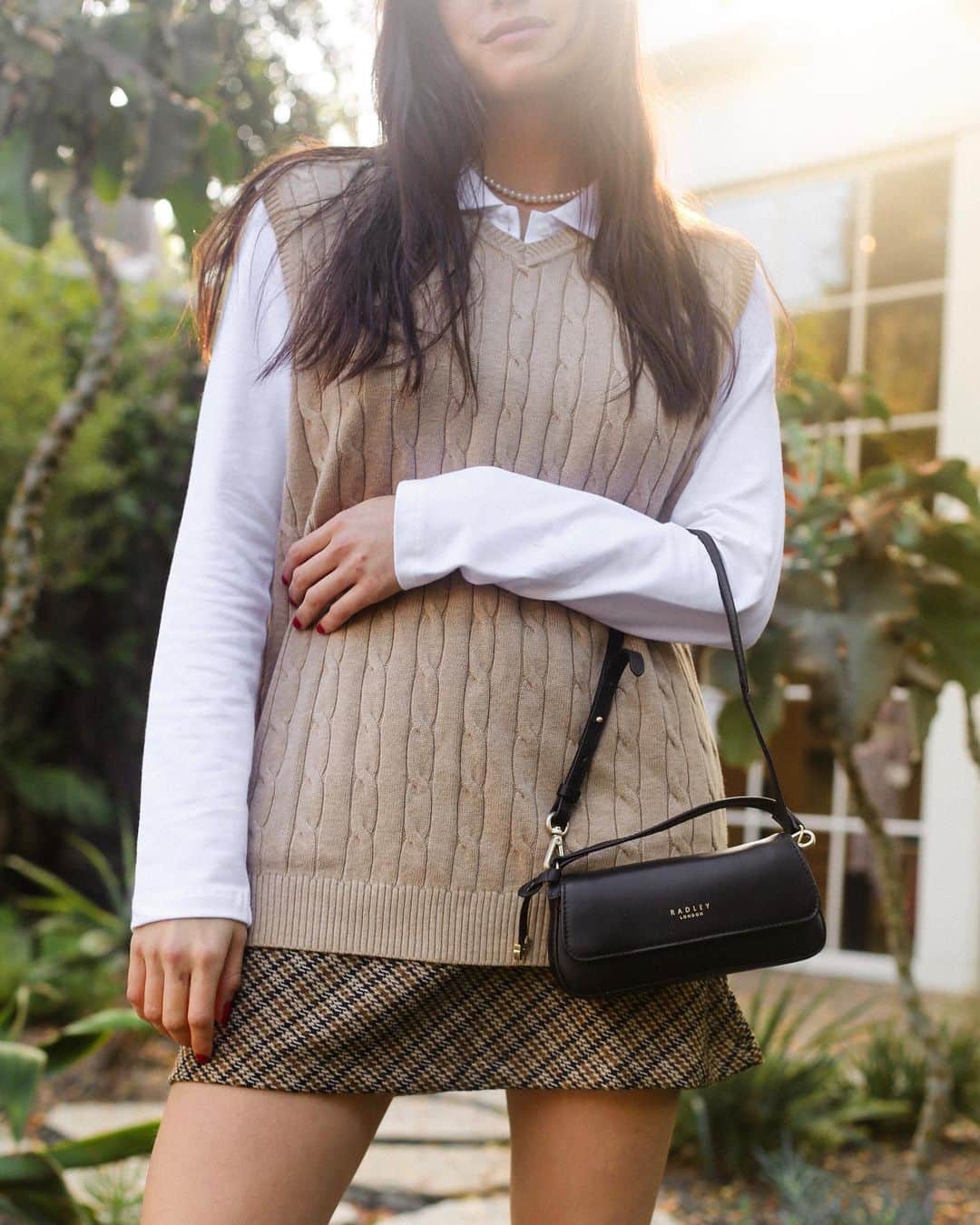 Macy'sのインスタグラム：「School girl looks that make the grade. 📓🖊」