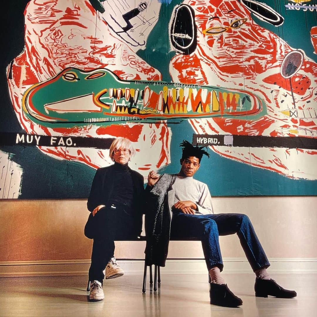 COCO さんのインスタグラム写真 - (COCO Instagram)「🖤  ᴸᴼᵛᴱᴿ = ᴸᴵᴬᴿ  #samo©  #jeanmichelbasquiat #바스키아 #롯데뮤지엄」1月3日 2時52分 - rilaccoco