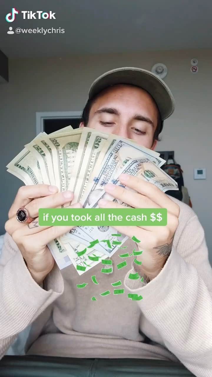 Christian Collinsのインスタグラム：「💵」