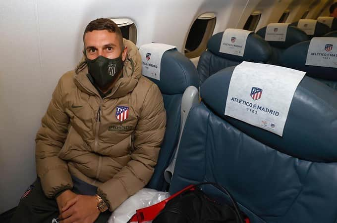 アトレティコ・マドリードさんのインスタグラム写真 - (アトレティコ・マドリードInstagram)「Madrid 🛫 Vitoria   🔴⚪ #AúpaAtleti ⚽ #AlavésAtleti」1月3日 3時38分 - atleticodemadrid