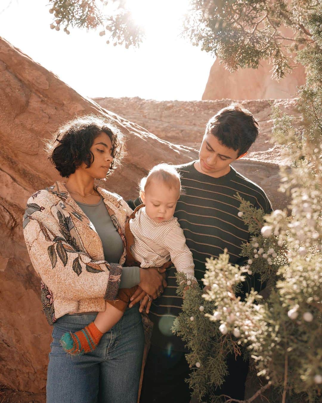 のインスタグラム：「mi pequeña familia 🌿」