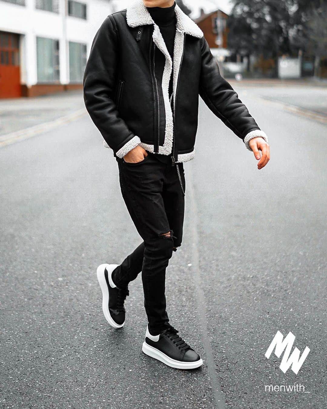 Men Withのインスタグラム：「Very nice photo of our dear friend @nicohe18 👌🏽 #menwithstreetstyle」