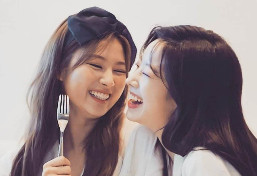 ダヒョンさんのインスタグラム写真 - (ダヒョンInstagram)「Soft Saida hours 🤍」1月3日 4時22分 - dahyun.news