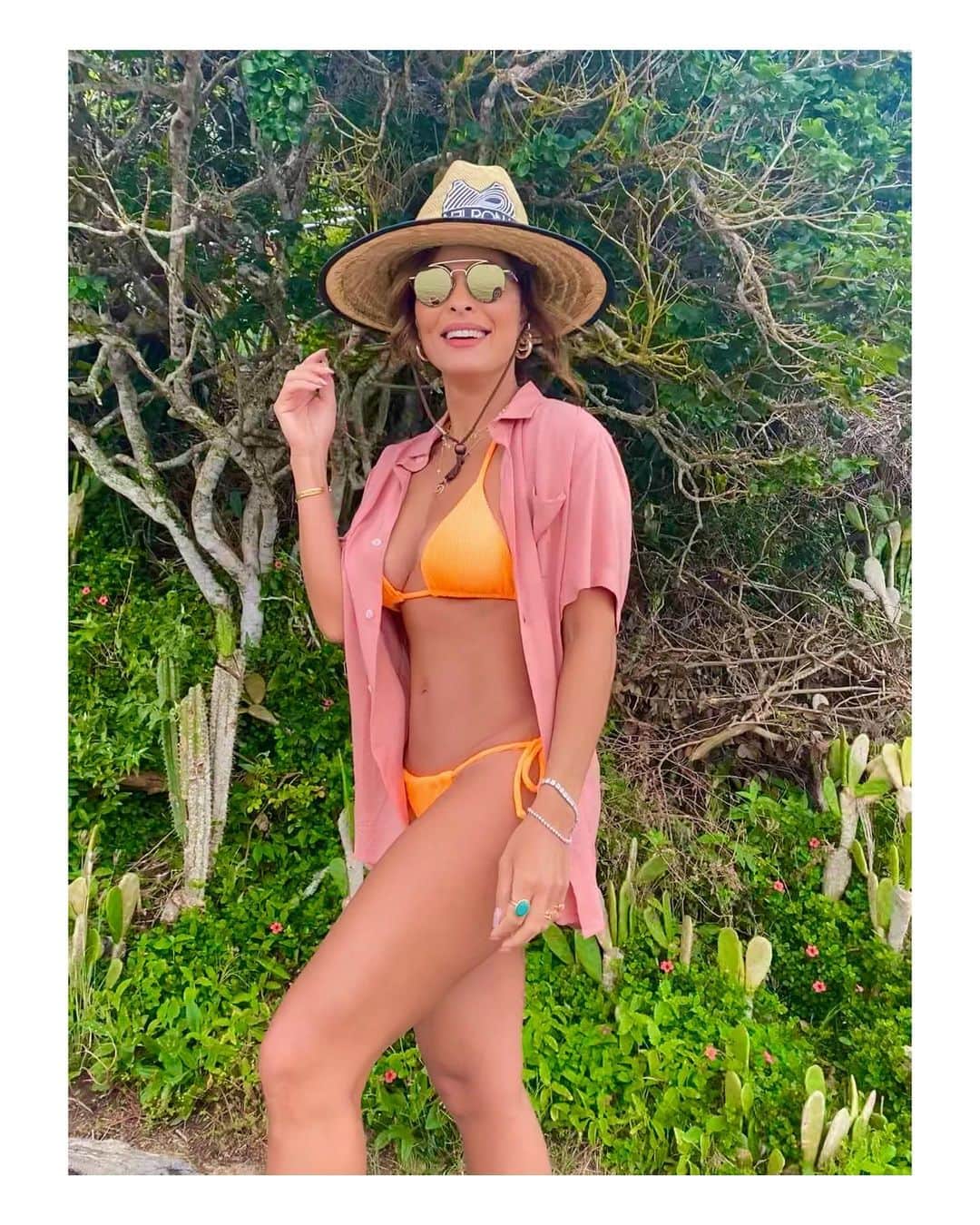 ジュリアナ・パエスのインスタグラム：「Day 2」
