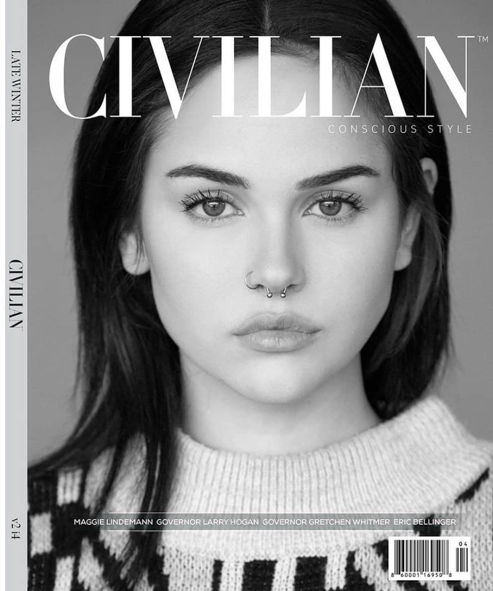 のインスタグラム：「my stripped back baby face on the cover of @civilian_mag 🖤」