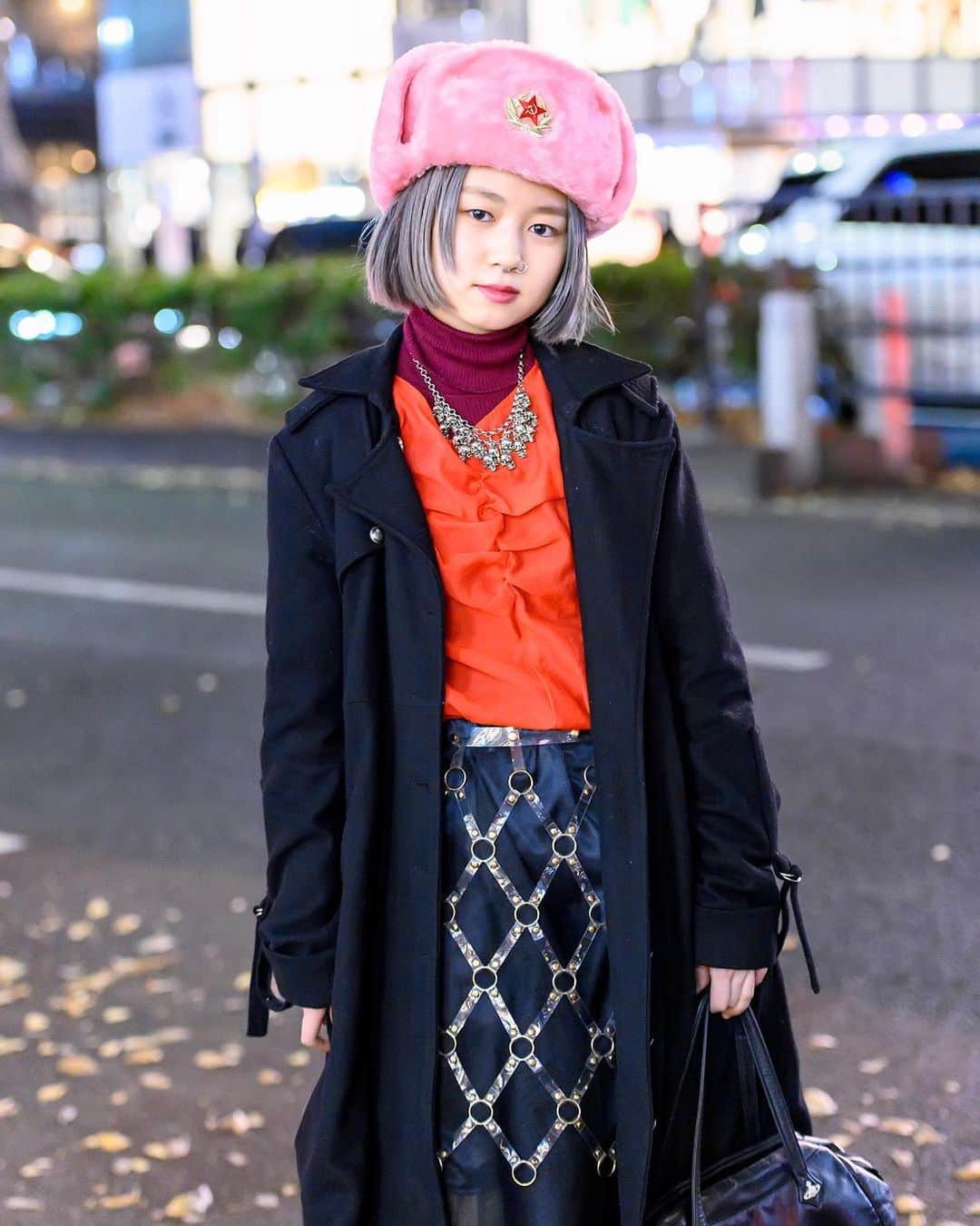 Harajuku Japanさんのインスタグラム写真 - (Harajuku JapanInstagram)「19-year-old vintage-loving English-speaking vegetarian Japanese student Yuria (@yuria_juria) on the street in Harajuku wearing a vintage faux fur hat, layered tops, wool coat, vintage cage skirt from Nude Trump Tokyo, a statement necklace, a Vivienne Westwood handbag, colorful tights, and Dr. Martens boots. (Harajuku kids wear masks, but some kids take them off briefly when shooting photos.)」1月3日 5時37分 - tokyofashion