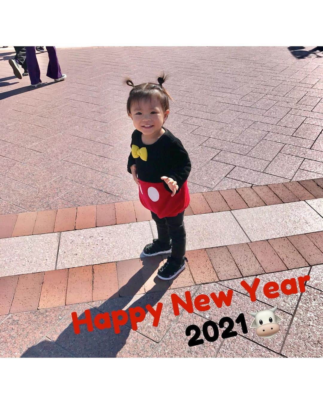 星野加奈のインスタグラム：「・ あけましておめでとうございます。 ・ 皆様にとって笑顔溢れる1年になりますように…❤️ ・ 2021年もよろしくお願いします♡ ・ #2021 #お正月」