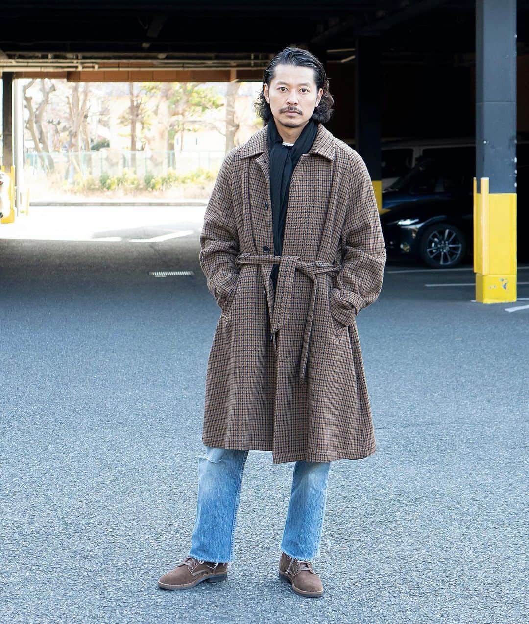 高田朋佳のインスタグラム：「Plaid & Faded denim.  ———————————————————————— #dressstyle #elegantstyle #modernclassicstyle #newclassicstyle #fashion #mensfashion #mensdressstyle #suitsstyle #dapperstyle #takadachannel」