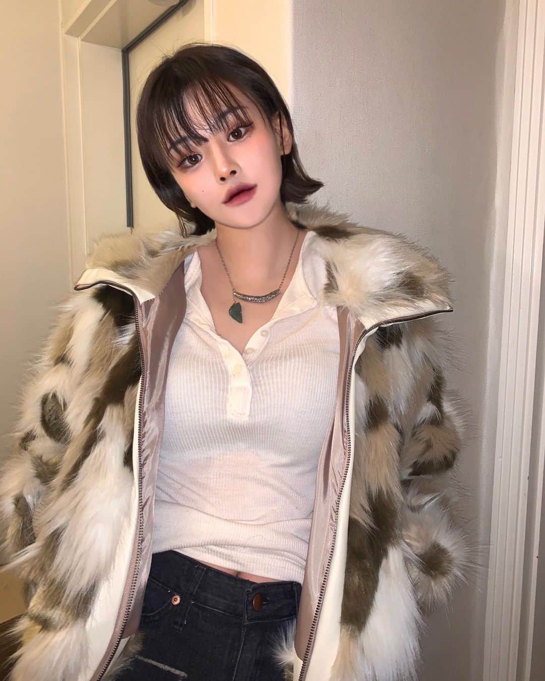 ビヤのインスタグラム：「행복한 어제 ~~」