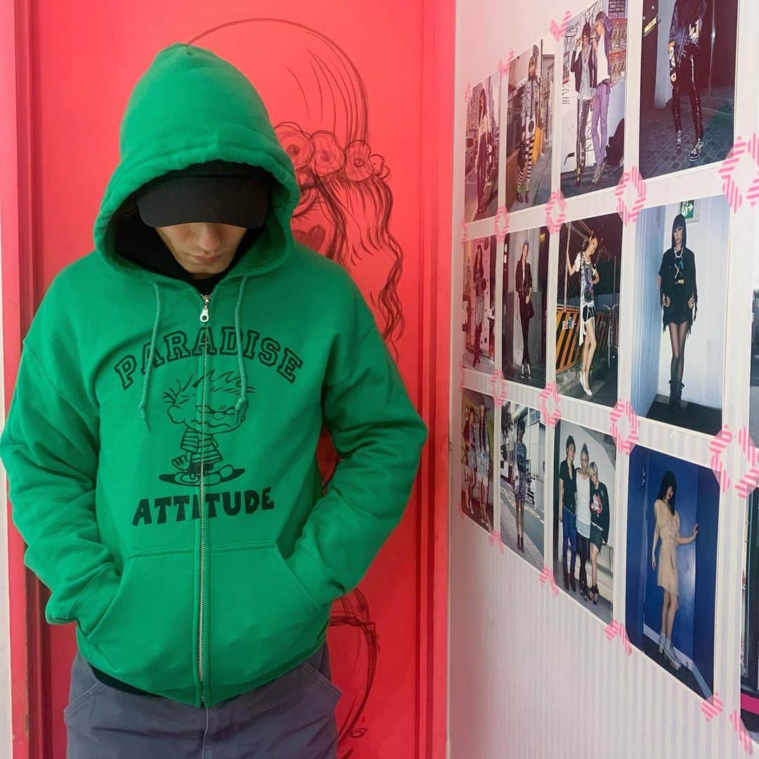 falinetokyoさんのインスタグラム写真 - (falinetokyoInstagram)「@paradis3nyc  Attitude Zip hoodie available at @falinetokyo and online store🛍 裏起毛で暖かいボディです👍🏻」1月3日 17時13分 - falinetokyo