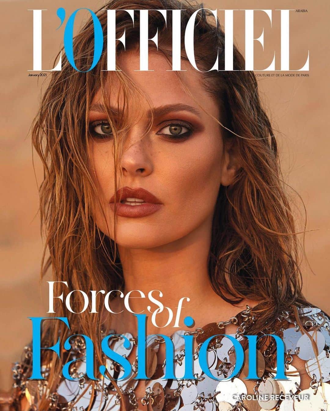 Caroline Receveurのインスタグラム：「Je suis si honorée et fière d’être en couverture du tout premier numéro de l’année 2021 @lofficielarabia dans lequel je me livre et donne une ITW exclusive sur mes futurs projets professionnels et ma nouvelle vie, ici, aux Emirats Arabe Unis. Merci infiniment aux equipes de @lofficielarabia pour leur confiance 🙏🏻🤍  Location @sonara_camp Photographer @kenzalebas  Videographer @lughass MUA @bethanyleah_mua  Hairstylist @hamzahairdresser  Stylist @maconsultancy.ae Assistant @Martina_pierucci  Post Production @retouch_by_yul_zh  Directed by @forevermrsam」