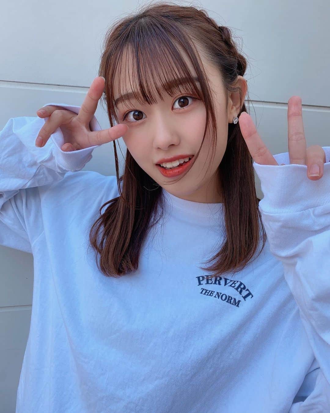 のインスタグラム：「・」