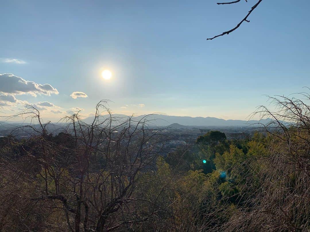 のインスタグラム：「明けましておめでとうございます🎍 個人的に色々あって迷惑かけてしまった方々には大変申し訳なく思ってますが、変わらず自分自身追求して行くつもりなので引き続きよろしくお願い致します。」