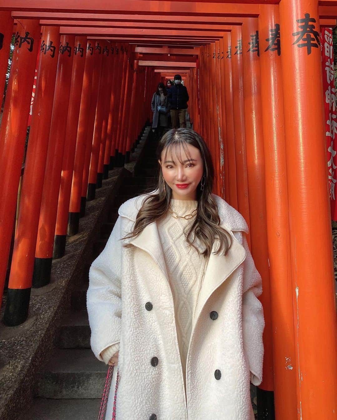 クリスティン・ウェイのインスタグラム：「Hello 2021. Wish me good luck!  #happynewyear #2021 #newyeardecoration  #hny2021 #初詣　#pray」