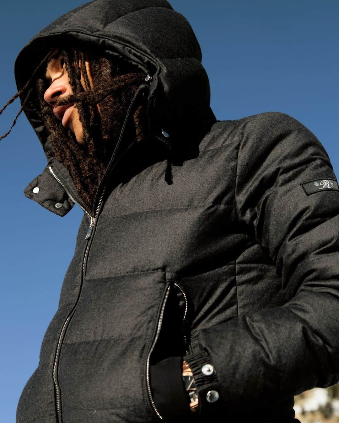 タトラスのインスタグラム：「"CHASE THE LIGHT" TATRAS’s high-quality goose down is your wardrobe armor; allowing you to make the most of the present and enjoy your surroundings.  Featured items:  DOMIZIANO Man's down jacket   #Chasethelightcampaign #Tatras #Tatrasofficial  #Tatraspeople  #Downjacket」