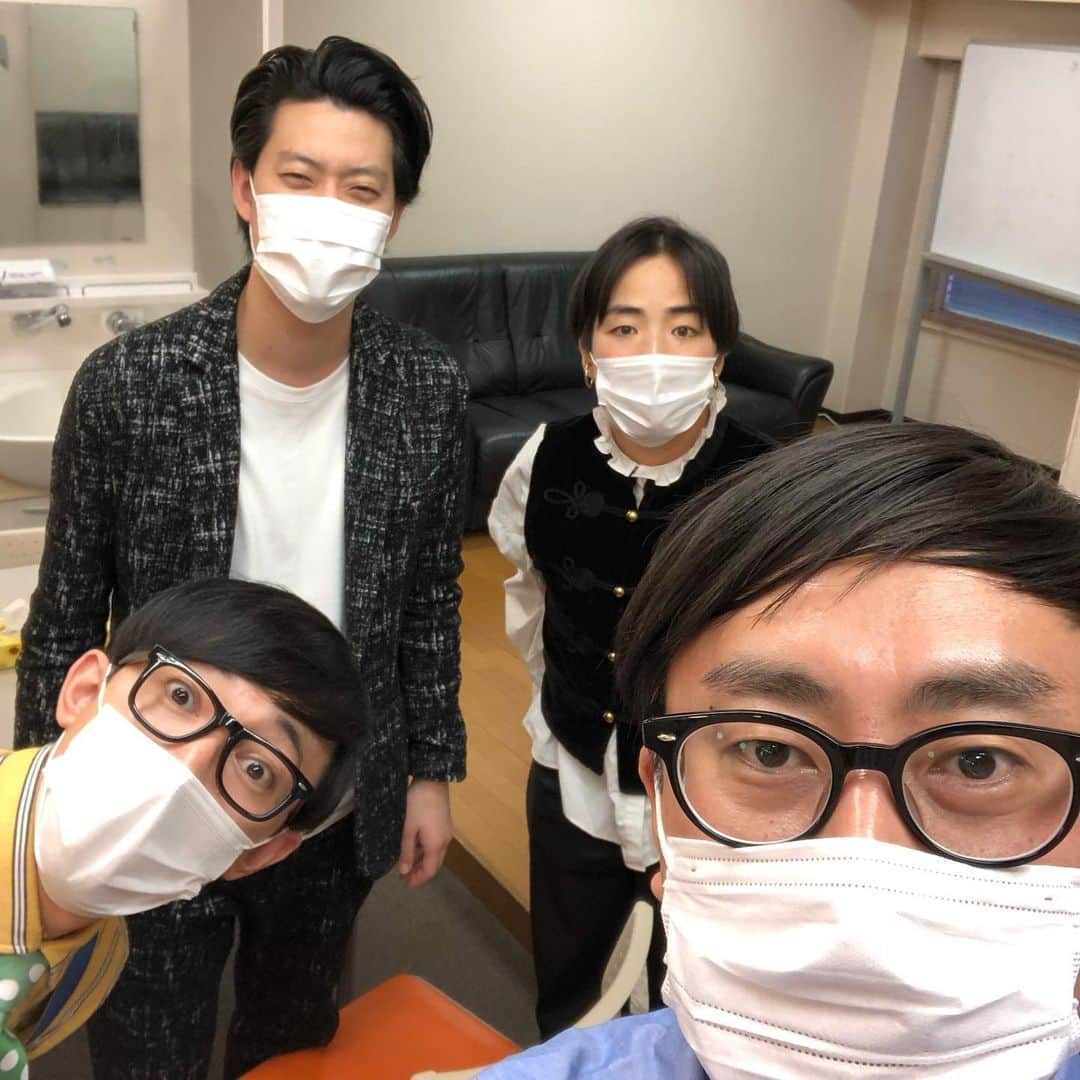 おいでやす小田のインスタグラム：「初めてのNGK本公演でした！  人気者も一緒でした〜  #霜降り明星粗品 #ゆりやんレトリィバァ #おいでやすこが」