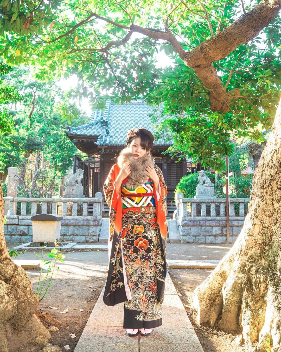 Mikaさんのインスタグラム写真 - (MikaInstagram)「謹賀新年🎍  振袖素晴らしいのでスワイプしてね👈 初詣はまだ行く予定なし😂 春が来たらまた着物着たい👘  ・ ・ ・ photo by @kenta_soyoung 📸 model @mikarin_portrait  kimono @kamakura.kimono.kanon  ・ ・ ・ #美花展 ありがとうございました💐 ・ ・ follow me💋  #カメラ好きな人と繋がりたい #ファインダー越しの私の世界 #ポートレートモデル #ポトレ女子 #鎌倉着物レンタル  #広がり同盟 #お正月を写そう  #ポトレのセカイ #ポトレ撮影隊 #furisode  #great_portraits #love_camera_club #jp_portrait #match_portrait #loves_united_portrait  #japanesekimono  #global_ladies #photo_shorttrip #_lovely_weekend #japan_art_photography #portraitfestival #portraitinlove #portrait_mood #exclusive_world_portrait  #instagood #instagramjapan」1月3日 18時16分 - mika_portrait