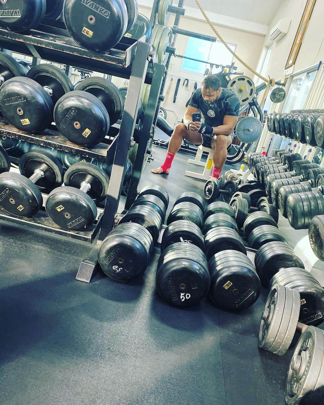 トーア・ヘナーレのインスタグラム：「🔥💪🏾🏋🏾  #njpw #henare #warriorwrestling」