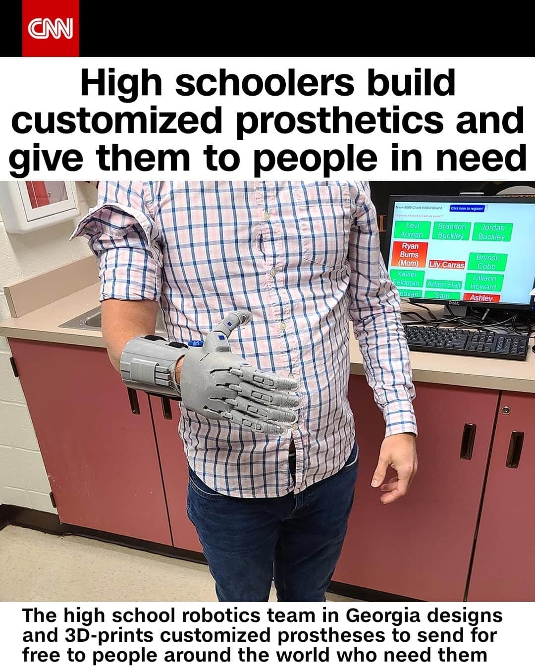 CNNさんのインスタグラム写真 - (CNNInstagram)「Sequoyah High School Robotics Team in Canton, Georgia, is designing and 3D-printing customized prostheses to send for free to people who need them. The team has taken on clients from all over the world — from the US to China and Algeria. The team is currently working on documenting their processes to pass them onto future classes, their teacher Brent Hollers said.⁠ (📸: Brent Hollers)⁠」1月3日 10時01分 - cnn