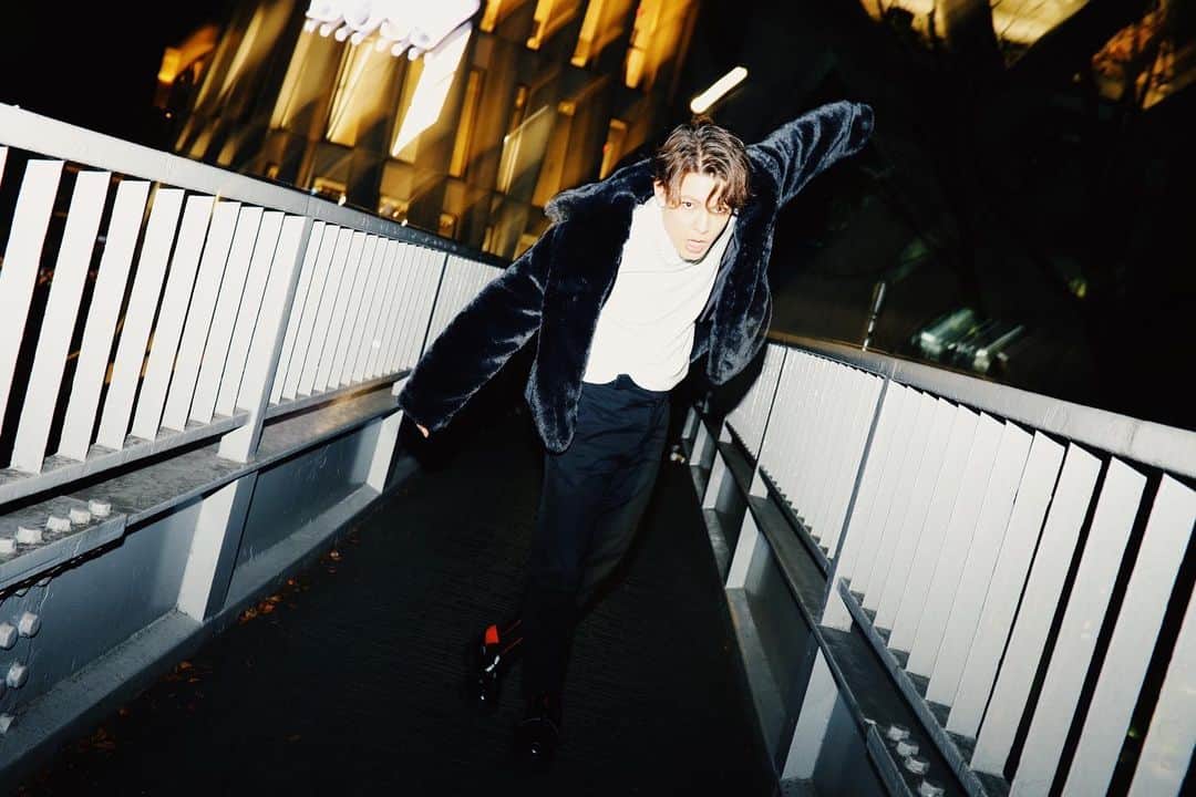 Kauanのインスタグラム：「𝙆𝘼𝙐𝘼𝙉 𝙊𝙆𝘼𝙈𝙊𝙏𝙊 　　　✖️ 📸@sho__hayakawa  . . ✂︎ @jesuis_takekihair  . . Costume:@actm_official」