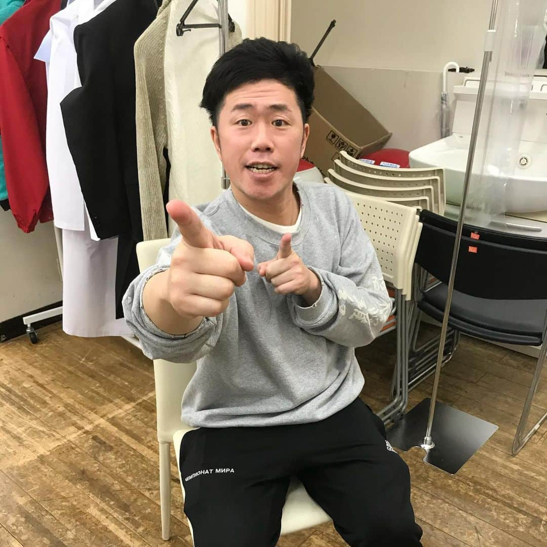 吉田裕のインスタグラム：「明けましておめでとう御座います！ 2021年も、 吉本新喜劇をよろしくお願いします！ #吉本新喜劇」