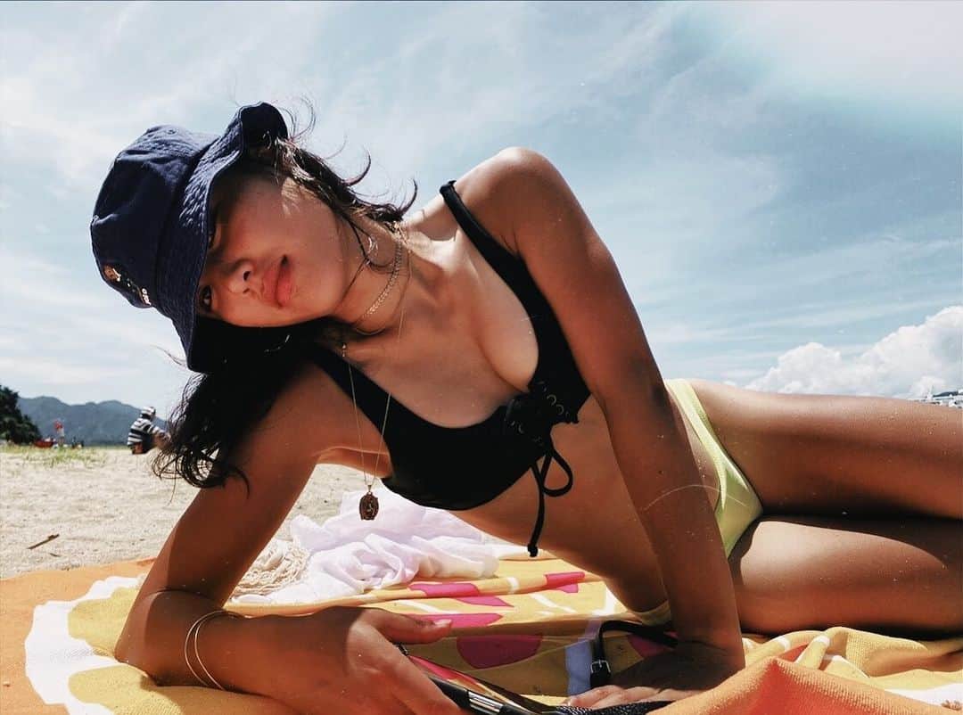 河村元美さんのインスタグラム写真 - (河村元美Instagram)「Fav of 2020#beachlife」1月3日 10時52分 - motomi_35