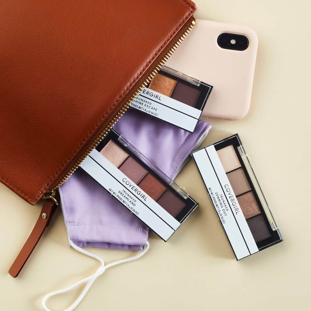COVERGIRLさんのインスタグラム写真 - (COVERGIRLInstagram)「Our #TruNaked Quad Eyeshadow Palettes are perfect for travel or on-the-go. 😍 Each palette features four richly pigmented, complementary shades for one complete look! #EasyBreezyBeautiful #COVERGIRLCrueltyFree #CrueltyFree」1月3日 11時00分 - covergirl
