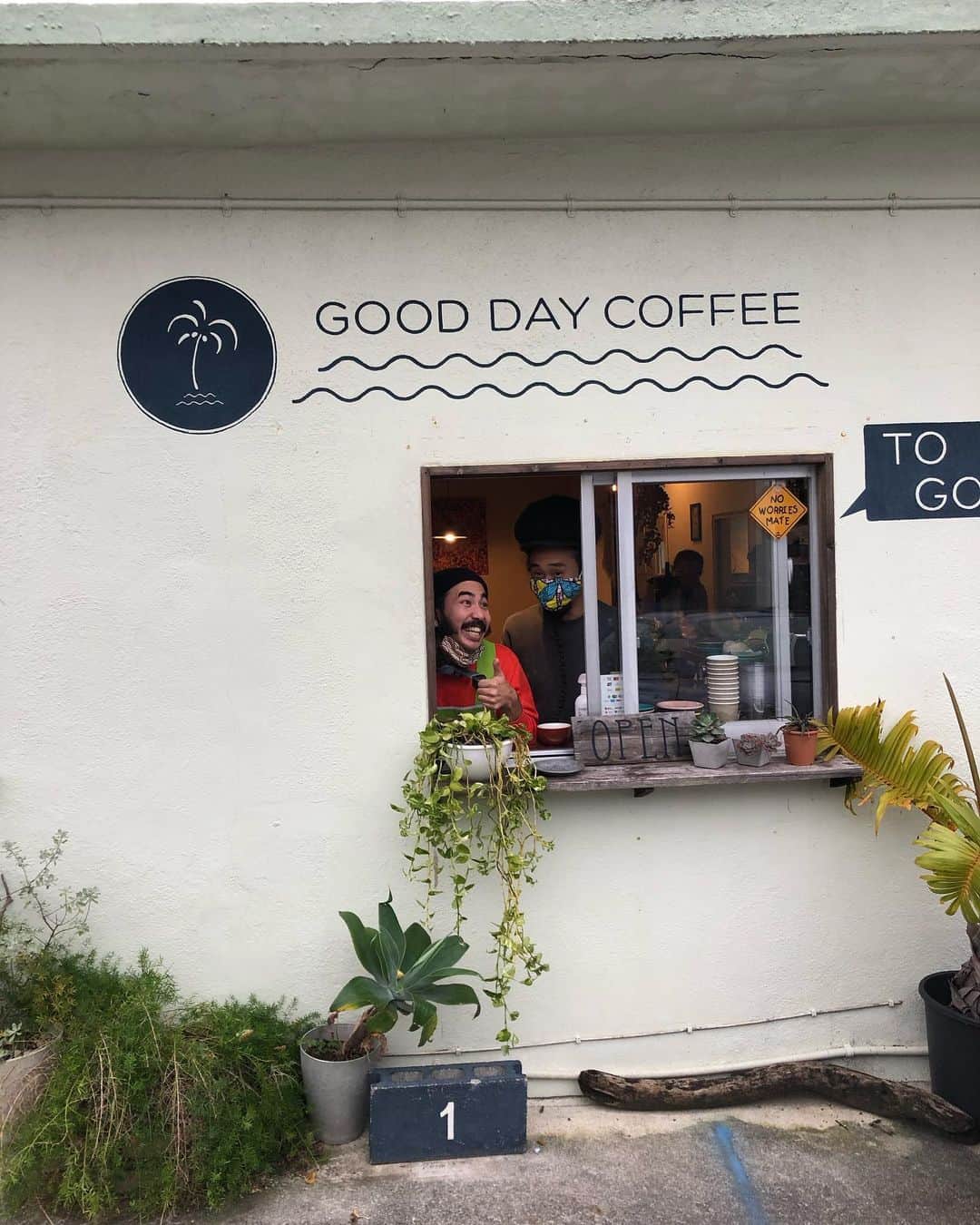 高原直泰さんのインスタグラム写真 - (高原直泰Instagram)「Good day coffee ☕️  2021はここからスタート。 #gooddaycoffee  #アボカドトースト #定位置あるよね」1月3日 11時34分 - takahara.osv