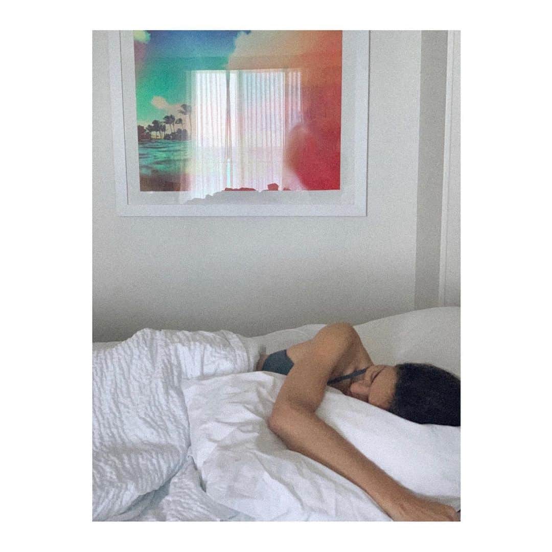 ブレンダのインスタグラム：「The last few days were well spent 🥳💕😴✨ Welcomed 2021 with a happy and hopeful heart」