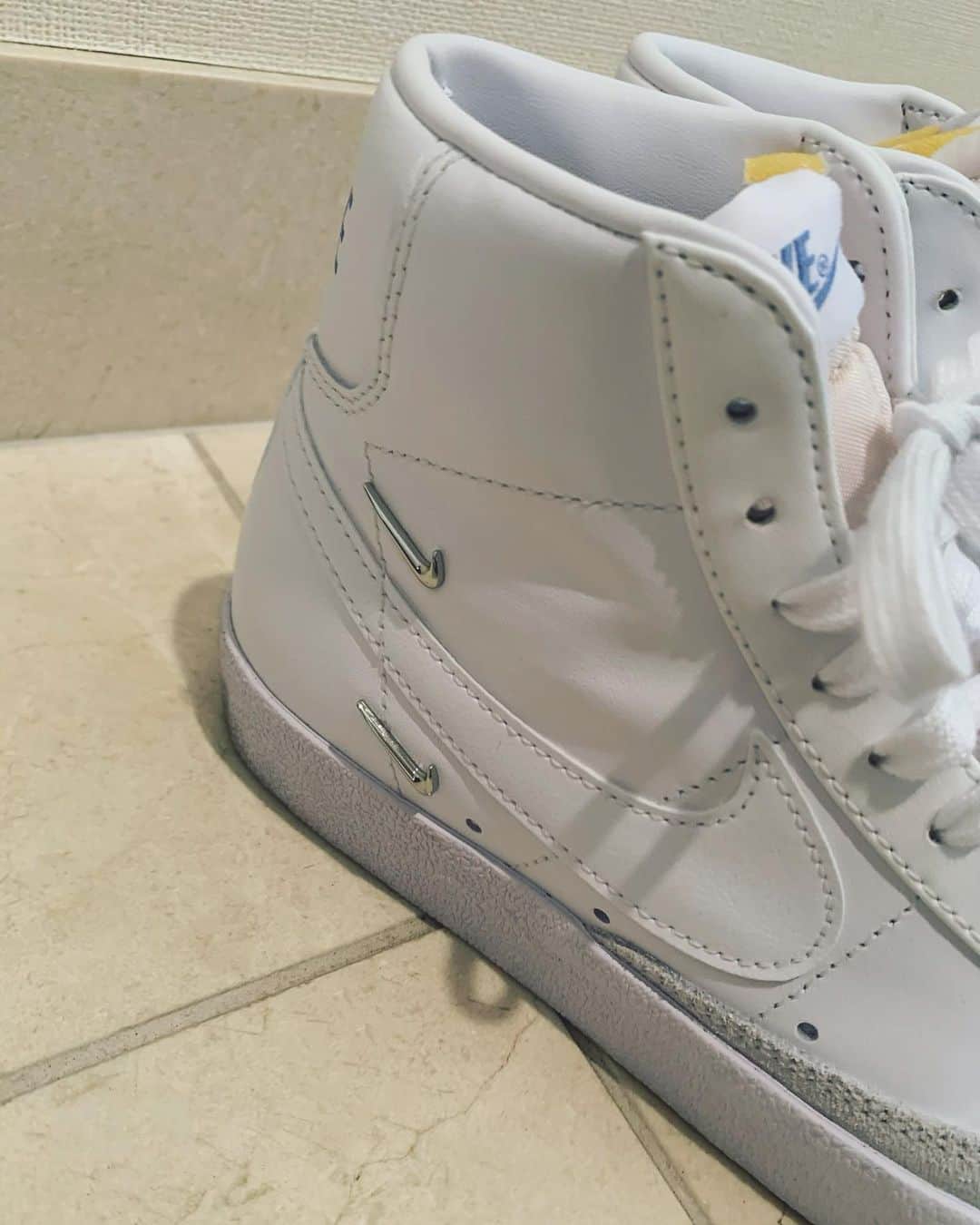 森なな子のインスタグラム：「三が日のお供。 #nike #sneakers」