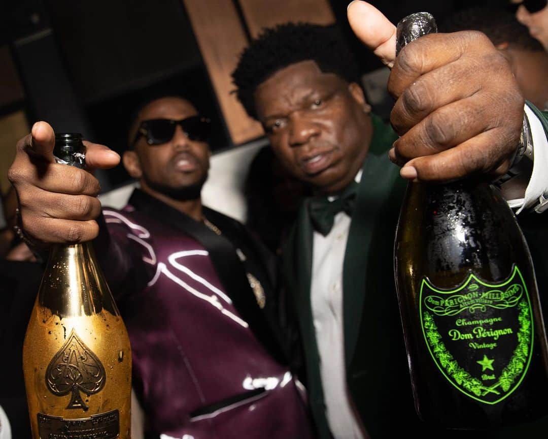 ファボラスさんのインスタグラム写真 - (ファボラスInstagram)「Hating hoes ain’t happy... And happy hoes ain’t hating!! [shot by @drevinciwrks]   #Rácket  #Miami  #NYE.」1月3日 15時14分 - myfabolouslife