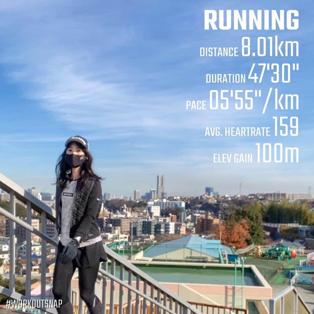 土屋香織さんのインスタグラム写真 - (土屋香織Instagram)「🏃‍♀️.8.01🅚🅜 𝚈𝙾𝙺𝙾𝙷𝙰𝙼𝙰 𝚛𝚞𝚗𖤐𖤐𖤐 走り初め。 食べて飲んでがエンドレス。 箱根駅伝に触発されて走りました。 高いところから富士山撮るつもりが🗻 今日は見えなかったので横浜の景色をどうぞ♡ 階段と坂と人でジョグペースのゆるランでした🏃‍♀️ . 箱根駅伝ラスト凄かった❣️ 母校専修もあんな離されていたのに 帰宅したらいつのまにか追い抜いていてびっくり🥺👏🏻✨ . . . #横浜 #横浜ラン #ランドマークタワー #走り初め #正月ラン #マンホール好き #happyrunning #happyrunner #旅ラン #runtrip #ダイエット #箱根駅伝 #vic_season #runninglife #runninglifestyle #東海道 #東海道五十三次 #runninggirl #観光ラン #runtrip #ハシリマスタグラム #ハシリマシタグラム #写真好きな人と繋がりたい #genic_japan #タビジョ #genic_pt #jp_gallery #far_eastphotography」1月3日 15時29分 - kaorintsuchiya