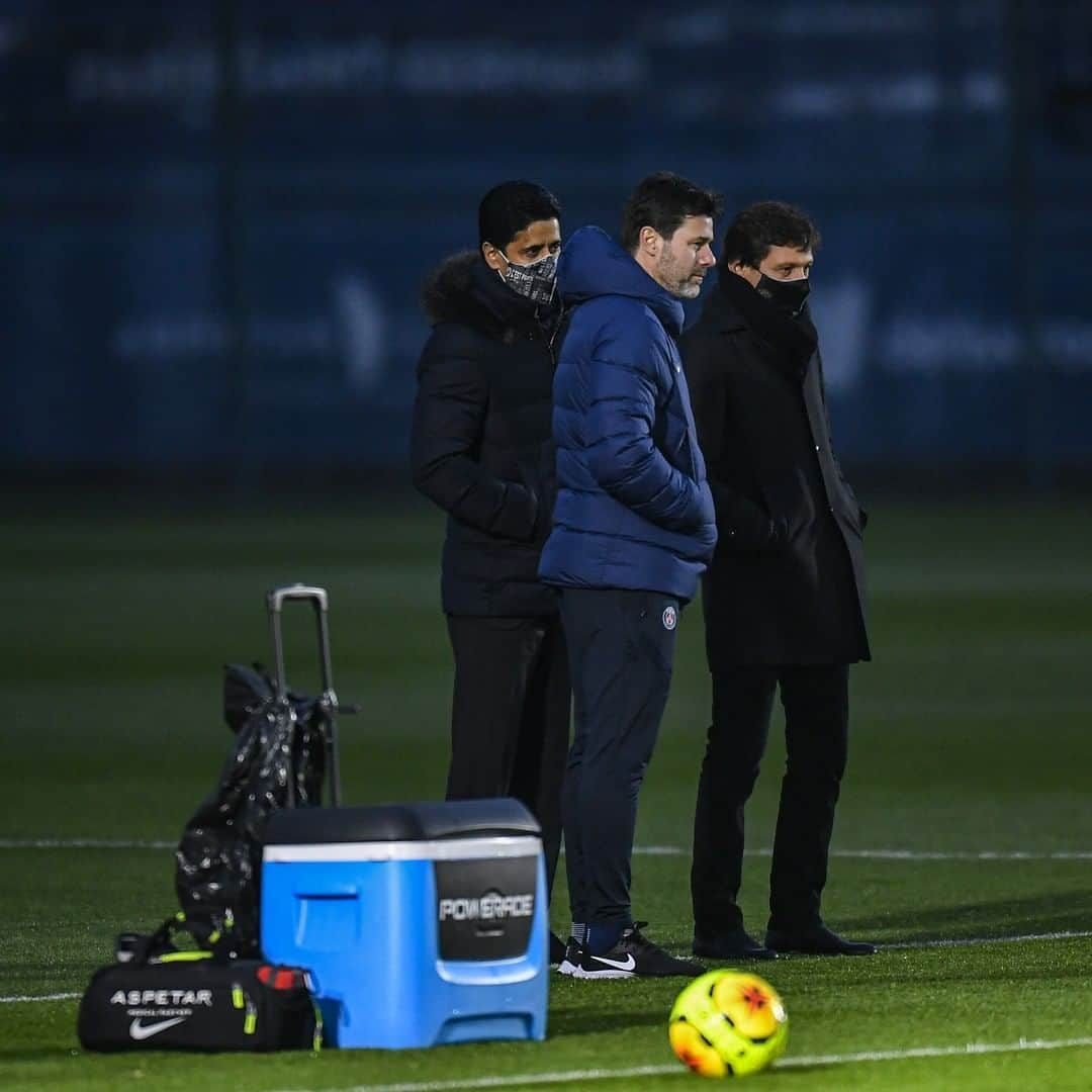 パリ・サンジェルマンFCさんのインスタグラム写真 - (パリ・サンジェルマンFCInstagram)「The first training session led by Mauricio @pochettino 🔛 . #ParisSaintGermain #AllezParis #Paris #Football #PSG #Ligue1 #ICICESTPARIS #WeAreParis」1月4日 2時22分 - psg