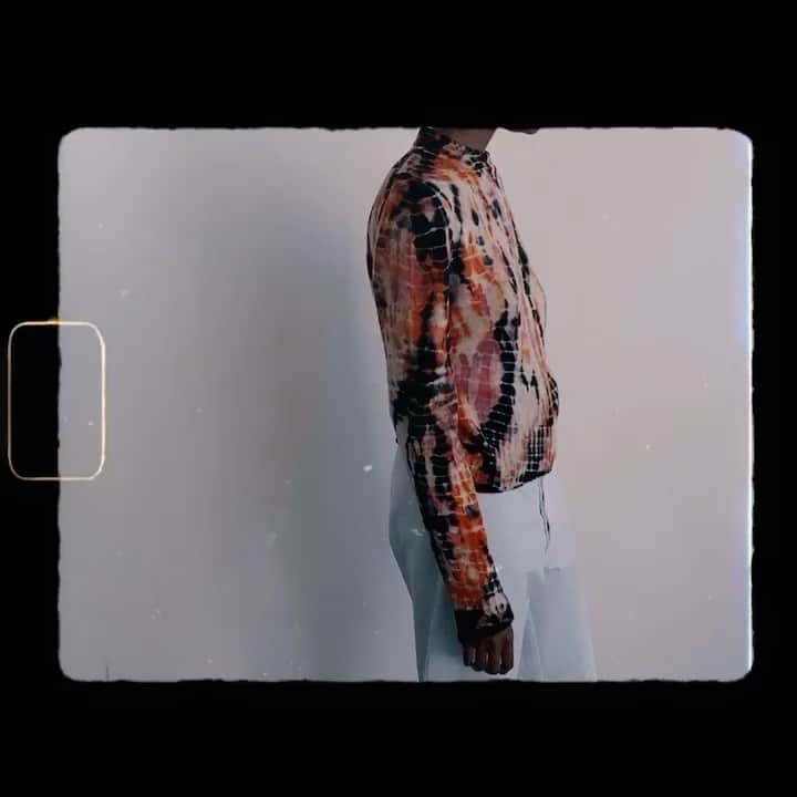 のインスタグラム：「🖤🧡🤎🤍💗 Bright up your wardrobe this Spring .We made Sunny jumper unique tie dye in organic yarn cashmere - merino for your spring wardrobe stylish & comfortable . #eachjumperdiffrent #ss21 #happyknit」