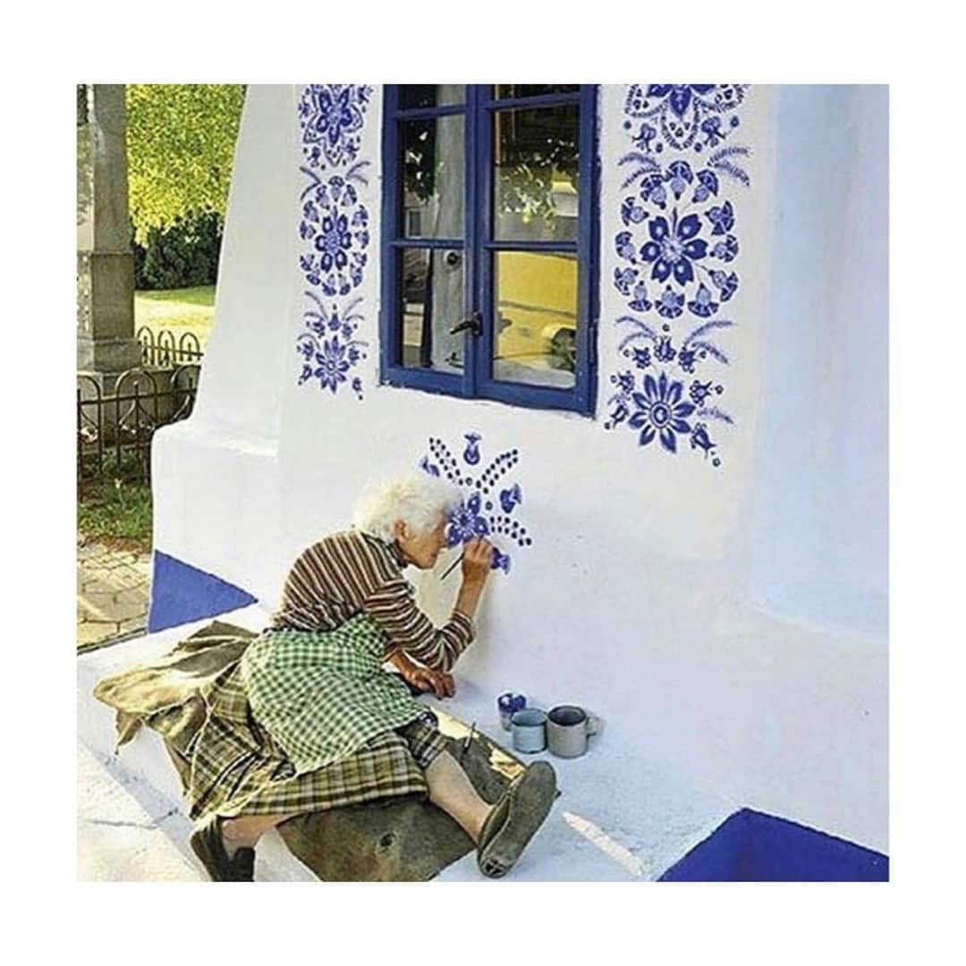 マッタのインスタグラム：「Art is ageless. ⁠ #AgnesKasparkova」