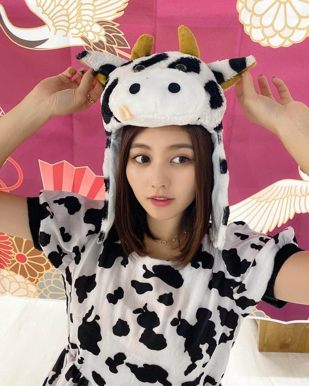 林ゆめさんのインスタグラム写真 - (林ゆめInstagram)「丑年🐮❤️﻿ ﻿ 今年のお正月はほぼ寝て終わりました😌﻿ みんなは？」1月3日 18時56分 - ___yuume.18