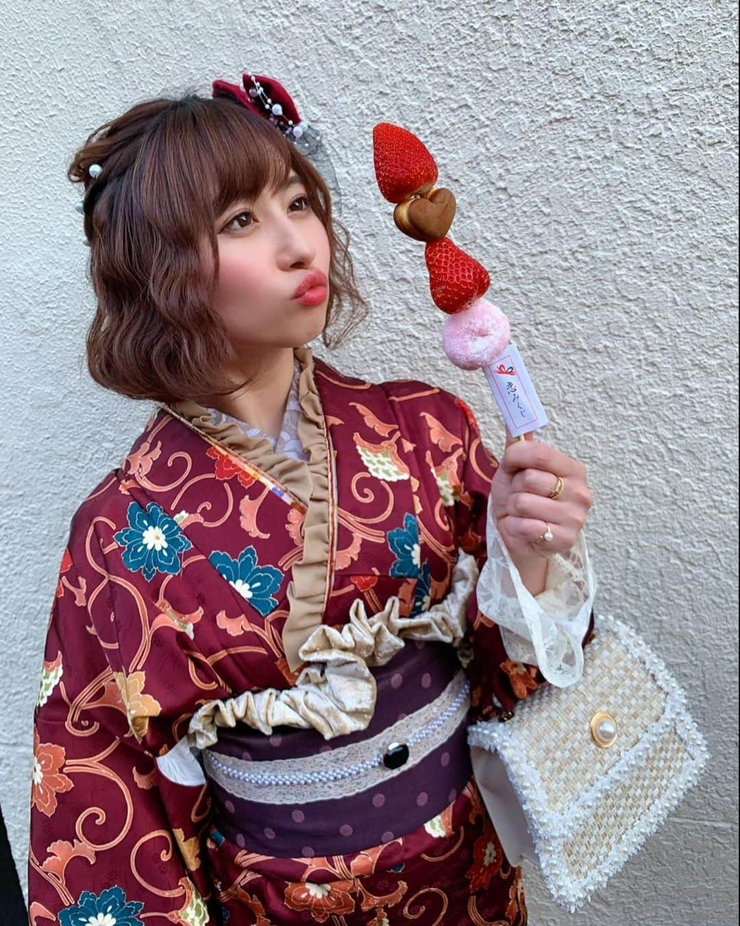 成瀬心美さんのインスタグラム写真 - (成瀬心美Instagram)「🤎🍓 . . これ美味しかったなー☺️ . . #浅草 #着物 #いちご」1月3日 19時03分 - coco3ndazo