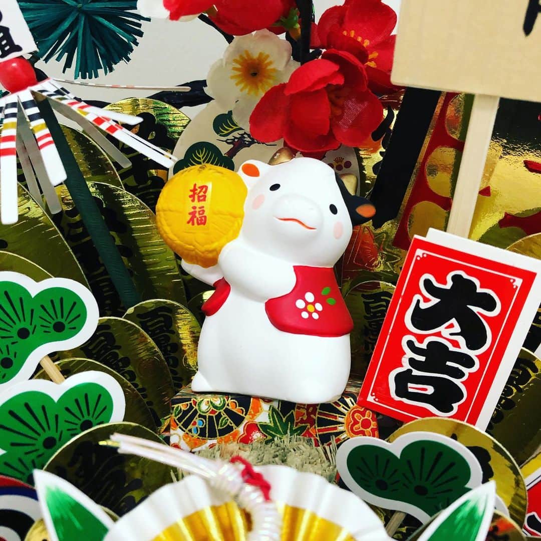 芦沢統人のインスタグラム：「遅れましたが 明けましておめでとうございます。 今年もよろしくお願い致します。  自分はもちろん、皆さんにとっても 楽しい一年が訪れますように。」