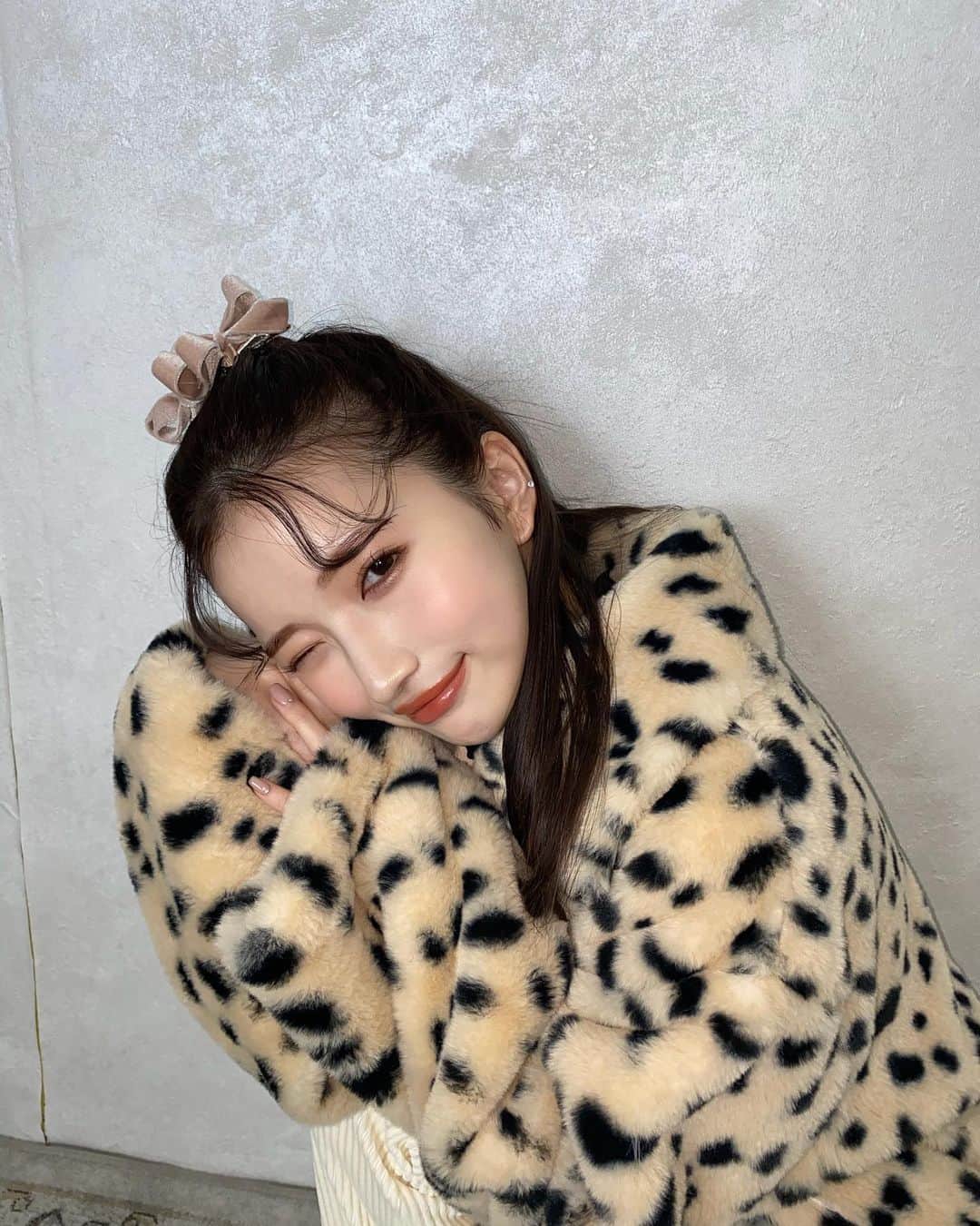 南りほのインスタグラム：「ウインク😘 今年も皆様よろしく😘😘😘 いい報告がたくさん待ってるよ〜😘😘😘 #2021」