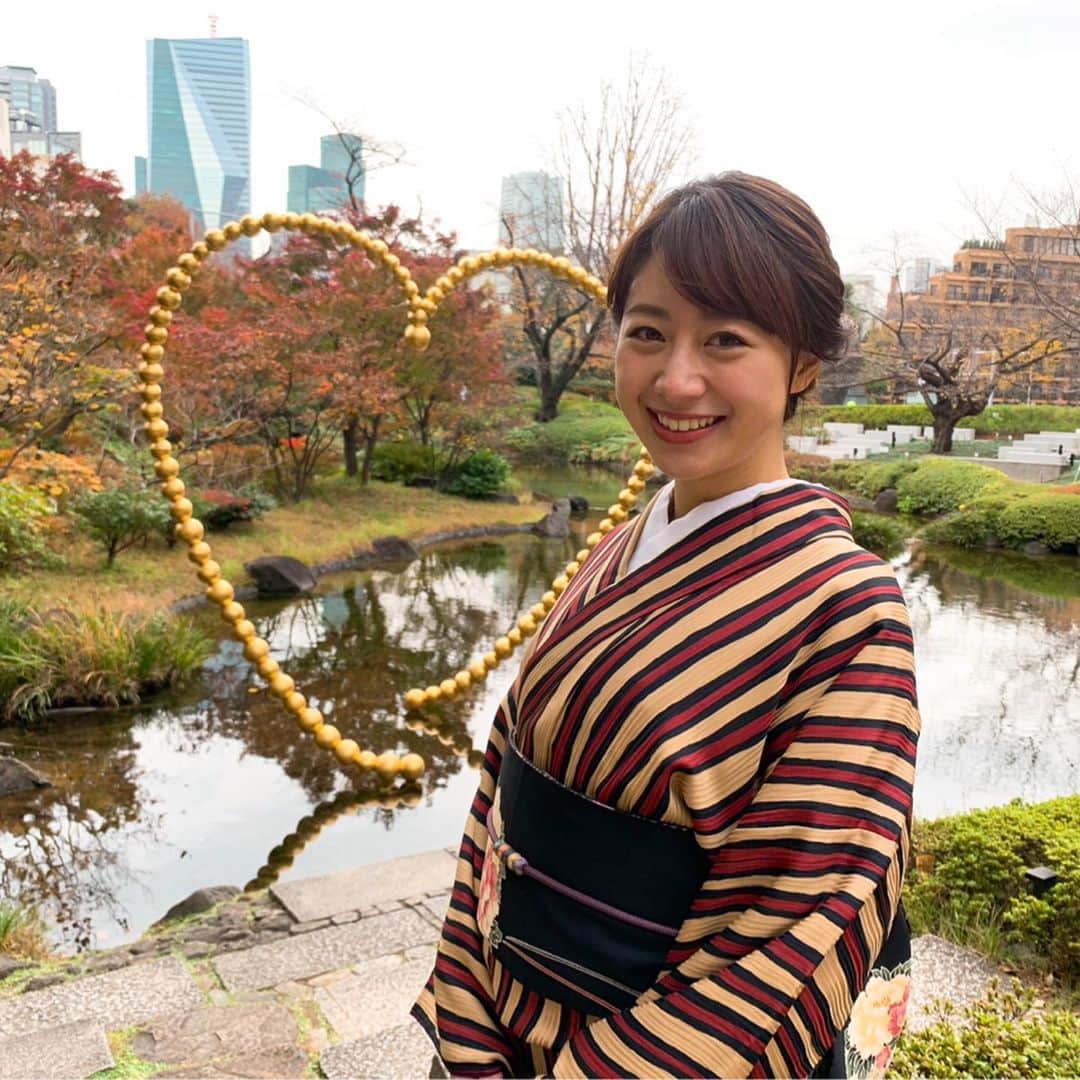 林美沙希さんのインスタグラム写真 - (林美沙希Instagram)「.  久しぶりに着物姿です👘  ＊アナウンサー きもの壁紙コンテンツ2021 の写真が⇩からダウンロード出来ます☺︎  https://www.tv-asahi.co.jp/sphone/app/announcer/kimono/2021/  レトロな柄のとても素敵な着物を着せて頂きました。帯の結び方もこだわっています。 6人のアナウンサーが、それぞれ違った雰囲気の着物を着ているので楽しんで頂けたら嬉しいです！  #テレ朝#アナウンサー#着物#きもの#👘#レトロ#毛利庭園#林美沙希#2021」1月3日 20時19分 - misaki0hayashi