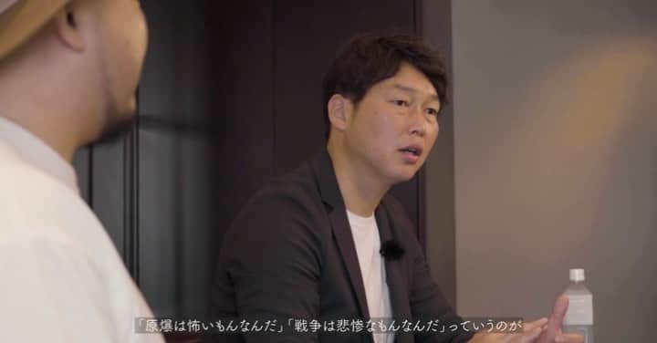 HIPPYのインスタグラム：「毎月６日に広島の繁華街のBAR［CAMEL］にて開催の 原爆の語り部〜被爆体験証言者の証言〜」 ※2021年１月は５日に開催します！  コロナウィルスの影響で2020年はオンラインでの開催となりました BARで直接お逢いできないのが寂しいですが  オンライン開催による取り組みでのご縁や SNSで被爆２世、３世と繋がりも増え 被爆75年目にして初証言という機会もいただき 心より感謝いたします  2021年最初の語り部の会は 高校の同級生である久永朋幸さんのご協力で ご縁を繋いていただきました  是非とも参加いただけると嬉しいです  「第183回原爆の語り部〜被爆体験証言者の証言〜」 2021年1月５日（火）19:00〜YouTube生配信  久永 洪（ひさなが ひろし）さん（86歳） 1934年生まれ。 金銀紙製造会社 歴清社 ４代目社長（現・相談役）   10歳の時 五日市に疎開中に原爆が落ち8月14日広島市に戻りに入市被爆。  爆心地から2.2キロ西区・三篠町にある工場は 1943年戦時統制により金紙製造は中止になり 旧広島陸軍被服支廠の包装紙製造を製造していて 45年8月6日に工場の煙突と倉庫を残し、自宅含め全壊全焼  焼け残った鉄筋コンクリート造の危険物倉庫を利用して 工場を再建。現在も焼け残った倉庫の一部が利用されており 新築された社屋の正面には全焼した建物の礎石の一部が保存されています。（被爆建物） 2018年7月6日以来２回目のお話を聴かせていただきます  歴清社ホームページ http://www.rekiseisha.com/ 歴清社YouTubeチャンネル https://www.youtube.com/channel/UCrQqKDDkOx-nUpcWh59ydqw  当日はコチラのURLからご参加いただけます  https://youtu.be/jDXLhpQzThc ※チャンネル登録、リマインダー設定よろしくお願いします  ※質問など証言者への激励コメントやチャットでのご参加お待ちしております　  —————————————————   原爆の語り部～被爆体験証言者の証言～  https://426hiroshima86.wixsite.com/homepage    —————————————————   ［被爆75年］ヒロシマの景色が伝えるメッセージ［日々のハーモニー / HIPPY］  https://youtu.be/XuNzBmhTFVI  —————————————————   チャンネル登録！グッドボタン！ベルマーク登録！ よろしくお願いします！ https://www.youtube.com/channel/UC3i3znps2Q62tM9tKKHh8Sg」