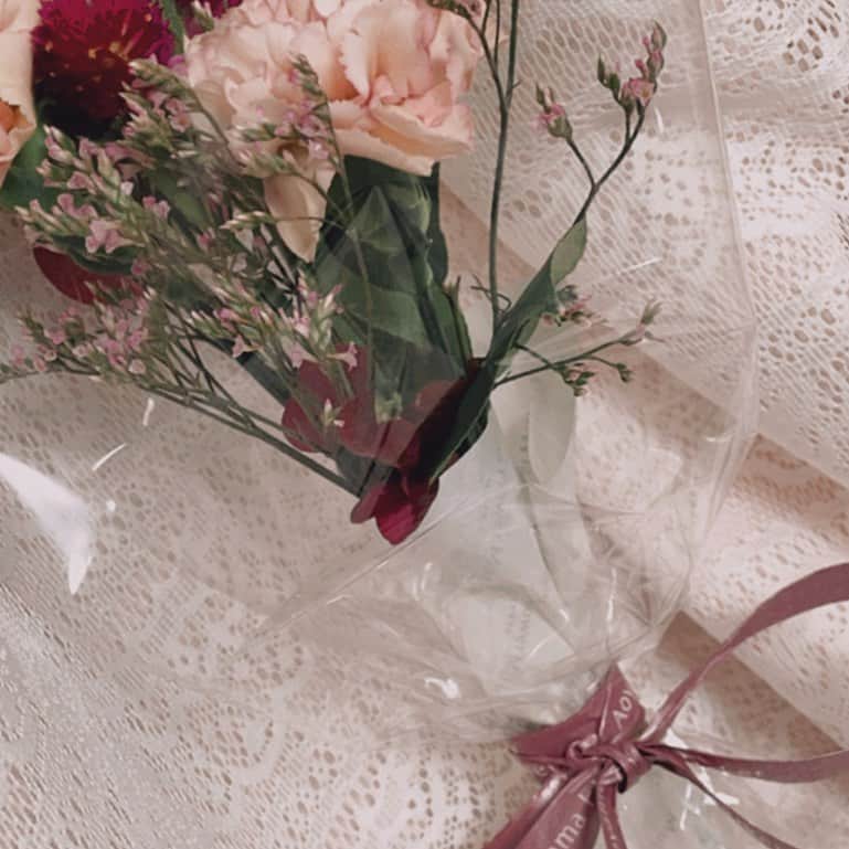 雪村彩音さんのインスタグラム写真 - (雪村彩音Instagram)「. . #flower #pink」1月3日 20時26分 - ykmrayn411