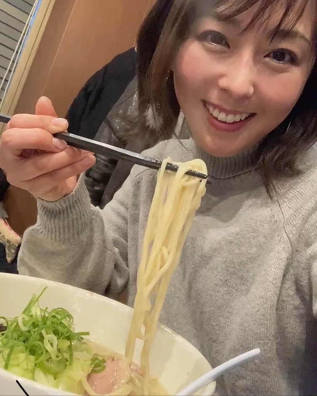 伊藤えみのグルメインスタ
