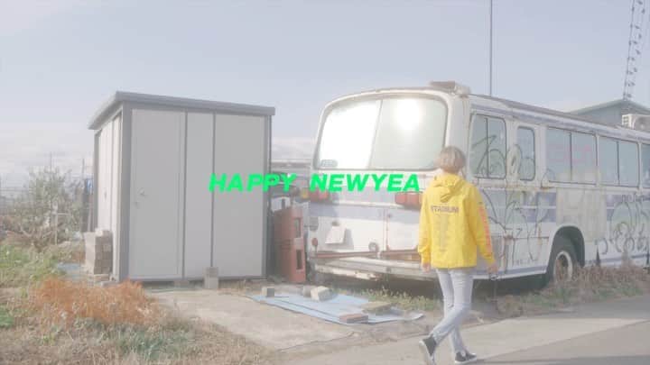 Hikaru Nakamuraのインスタグラム：「あけましておめでとうございます🎍⛩  今年も色々とチャレンジしていきたい事がまだまだあるので、挑戦の年に😌  今年もよろしくお願いします😎」