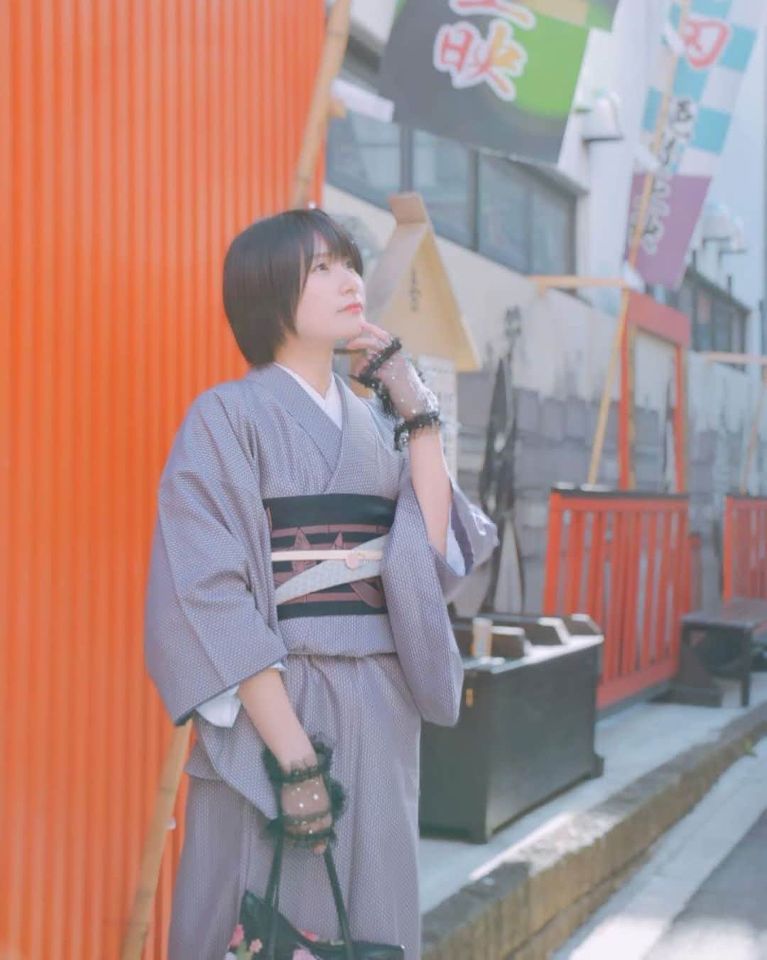 のインスタグラム：「浅草で撮影会初め📸でした(*´-`) 天気が良くて気持ち良かった💓✨ . . . .  #来栖うさこ  #齧り付きたいお尻 #愛媛県産グラドル #グラドル #グラビア #ショートカット女子 #お尻 #model #cosplayer #着物 #kimono #浅草 #asakusa」