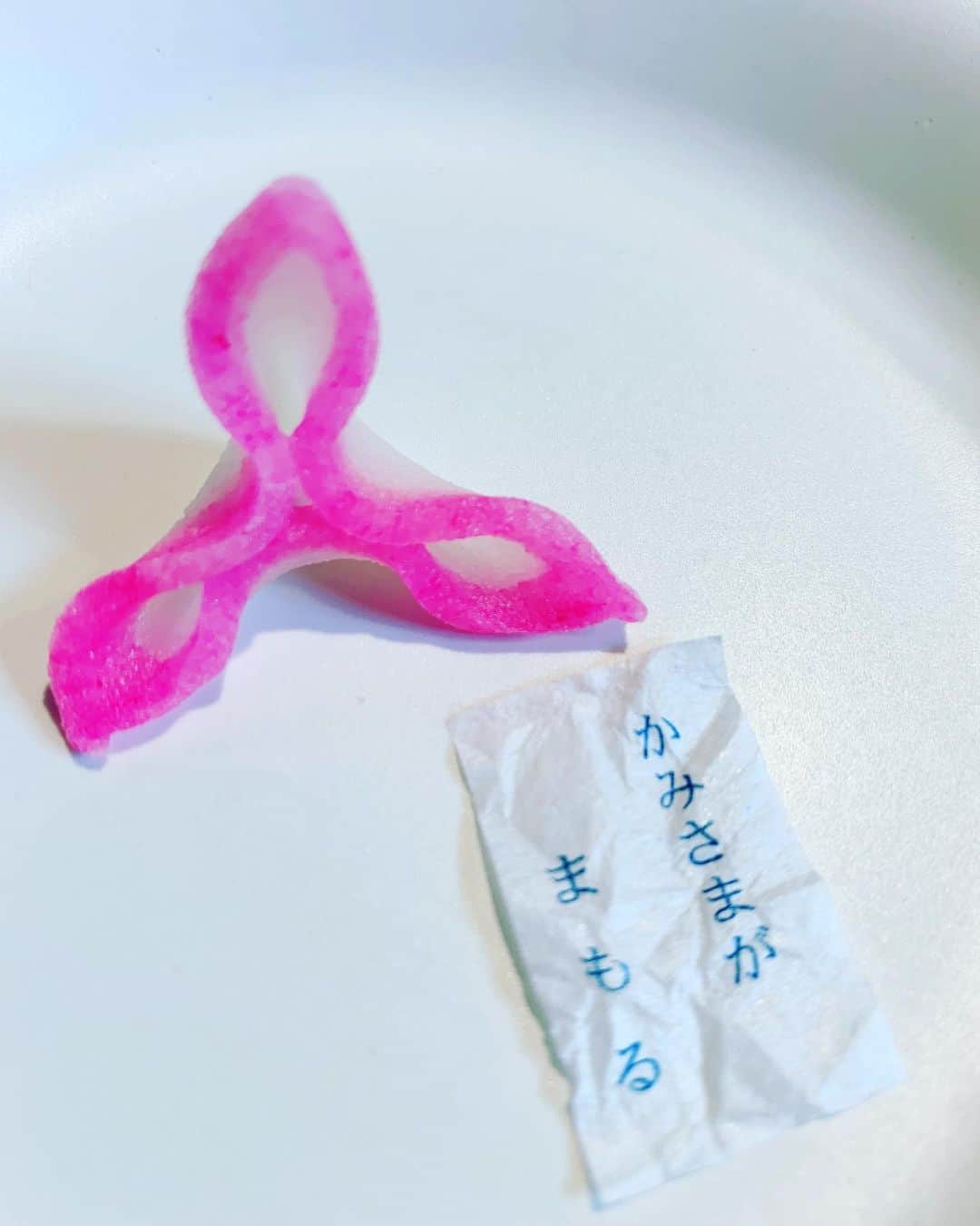 大月さゆのインスタグラム：「かみさま😊ありがとう  #つじうら #辻占がなくてはならぬ  #石川県 #能美市 #これぞお正月なのです」
