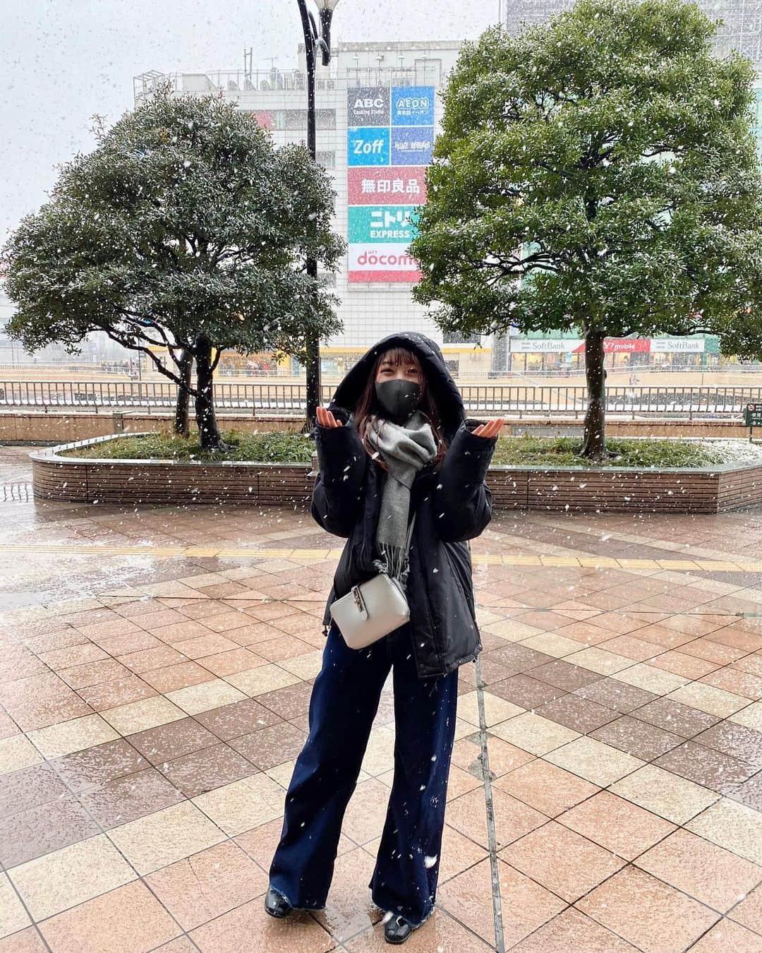 野乃さんのインスタグラム写真 - (野乃Instagram)「まだ🐁の頃。  さっき黒豆たべた。 #今日のnono #2020」1月3日 21時45分 - nonono_onaka