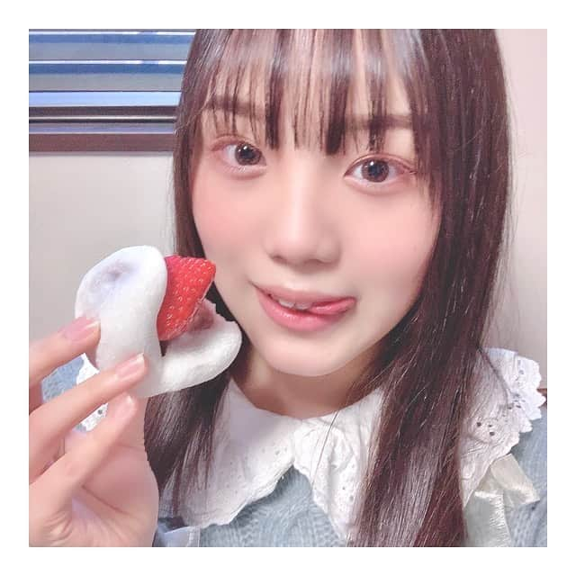 佐藤楓恋さんのインスタグラム写真 - (佐藤楓恋Instagram)「【𝟐𝟎𝟐𝟏】﻿ ﻿ 2021年の初投稿になります✨﻿ あけましておめでとうございます🙇‍♀️﻿ 今年もよろしくお願い致します💖﻿ ﻿ プライベートでの抱負をこちらで語りたいとと思います✨活動での抱負は1/6にLOVEteenブログにて！みんなみてね👀﻿ ﻿ 【プライベート抱負】﻿ 今年は受験生なのでお仕事しながらも、勉強をやって点数と成績をあげることです✊🏻﻿ 頑張ります🔥﻿ ﻿ ぜひ皆さんの抱負もコメントで教えてね🤍﻿ ﻿ ﻿ #2021 #抱負 #受験生 #勉強 #popteen  #jc #レギュラーモデル #Popteenレギュラーモデル #popteen芸能部  #埼玉県 #埼玉県民」1月3日 22時03分 - karen_sato_renren