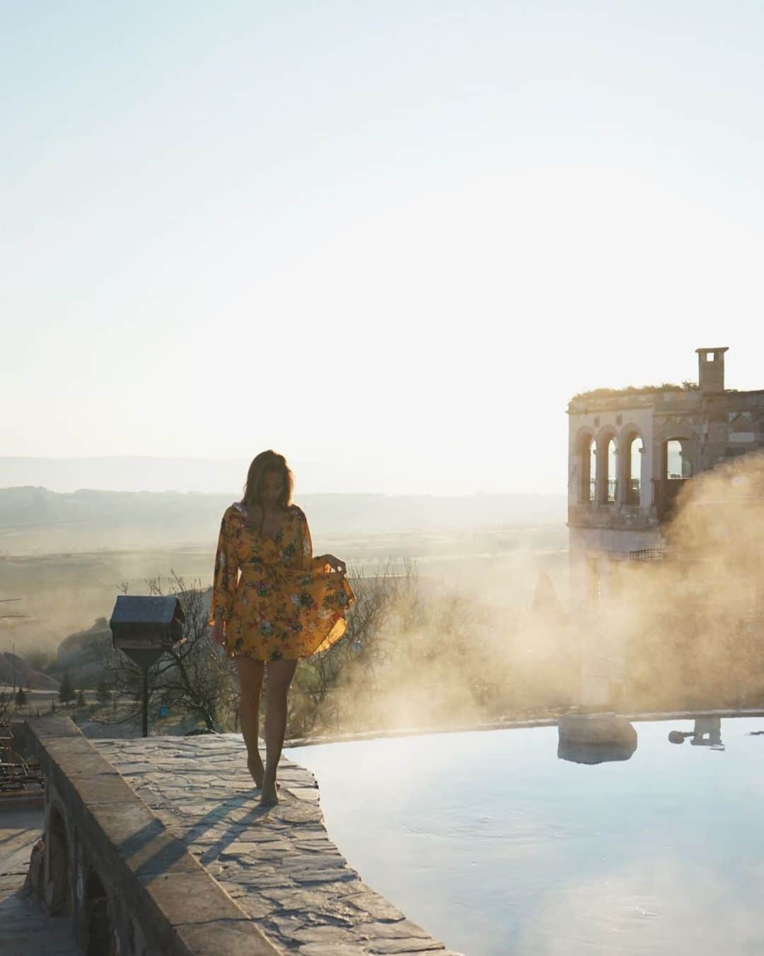 島野ミキさんのインスタグラム写真 - (島野ミキInstagram)「・ ・ 📍Museum Hotel いつになったら海外に行けるのやら。 てことで、あげきれてない海外写真を掘り出してみる😛 ・ ・ #museumhotel#Hotel#trip#tripadvisor#bookingcom #Turkey#Cappadocia#goreme#アラビアン#カッパドキア#世界遺産#Arabian#海外旅行#ここにitta#週末野心#ソトアソビ#旅行好きな人と繋がりたい #海外好きな人と繋がりたい#プール#Life#traveler#travel#海外旅行#タビジョ#女子旅#girl#amazing」1月3日 22時43分 - miki_shimano