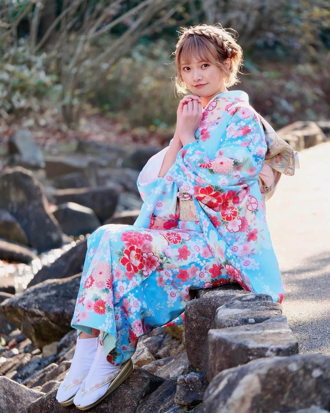 安西茉莉さんのインスタグラム写真 - (安西茉莉Instagram)「仕事始め🎍﻿ ﻿ 撮影会でした☺️﻿ ﻿ 来てくれてありがとうございました💓﻿ ﻿ みんなのおかげで﻿ いい1年になること間違いなしだー💕﻿ ﻿ #撮影会 #振袖 #kimono ﻿ #ポートレート #girlsportrait  #着物ヘアアレンジ #ショートヘアカタログ  ﻿  ﹊ ﹊ ﹊ ﹊ ﹊ ﹊ ﹊ ﹊ ﹊ ﹊ ﹊ ﹊﻿ Twitter 🔍 安西茉莉 ＠anzaimari﻿ Online salon 🎀﻿ plz check my home URL, and join us！﻿  ﹎ ﹎ ﹎ ﹎ ﹎ ﹎ ﹎ ﹎ ﹎ ﹎ ﻿ ﻿ #限界管理栄養士 #レースクイーン #ラウンドガール﻿ #ピアドル #コスプレイヤー #管理栄養士﻿ #ショートヘアアレンジ #ショートカット﻿ #美腿 #followme #Japanesecosplayer #丸顔」1月3日 22時58分 - mysweetpn
